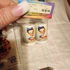 Betty Boop collector package NWOT